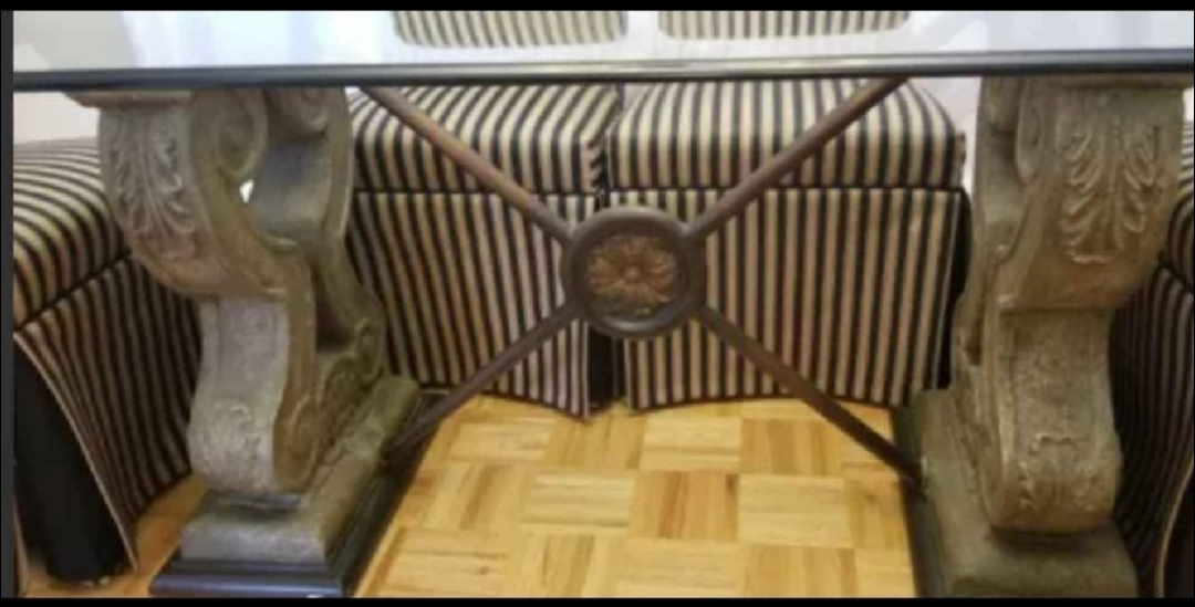 Dining Table Set with 6 Striped Chairs - photo 2
