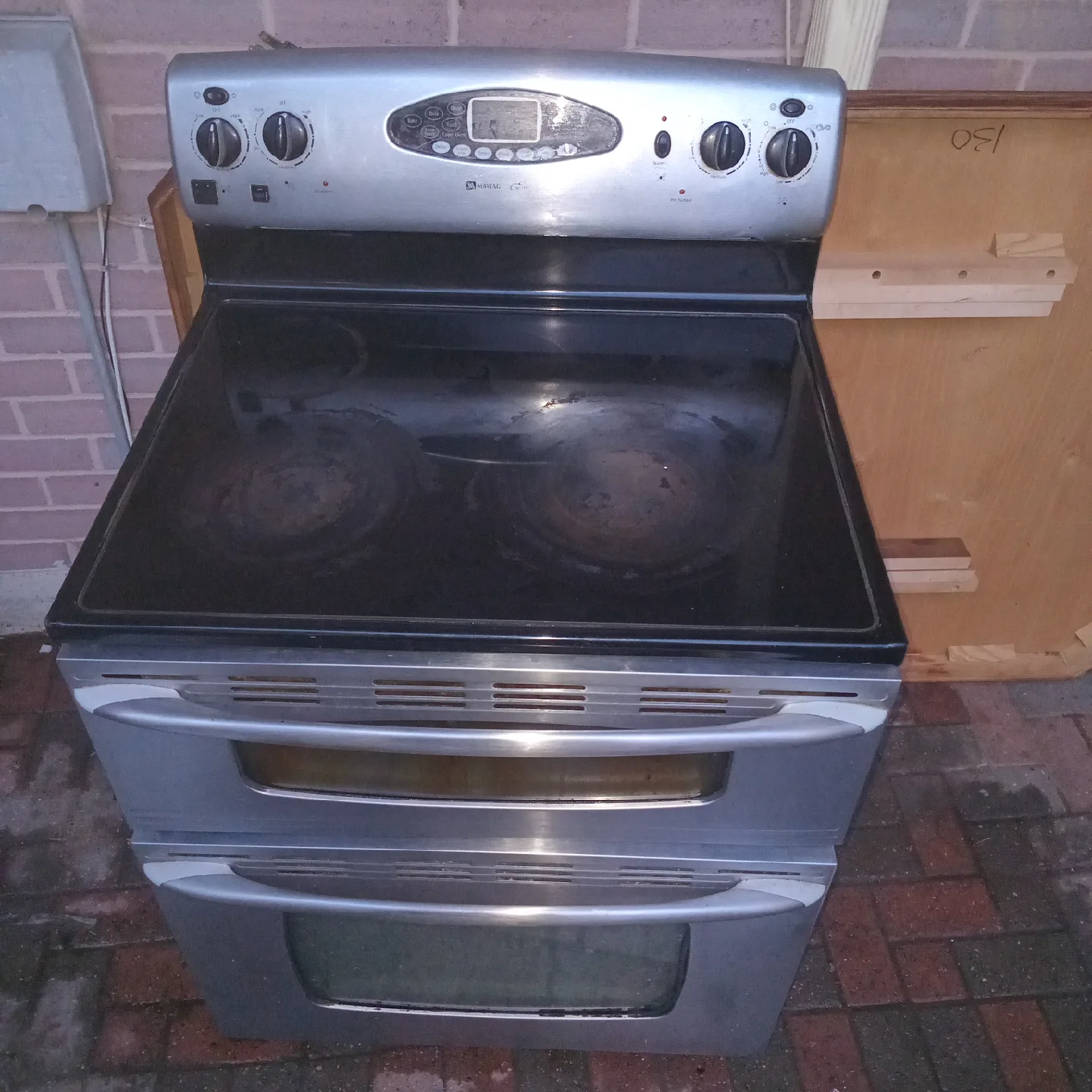 Maytag Gemini Double Oven Electric Range thumbnail
