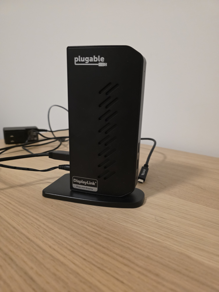 Plugable DisplayLink Docking Station - photo 4