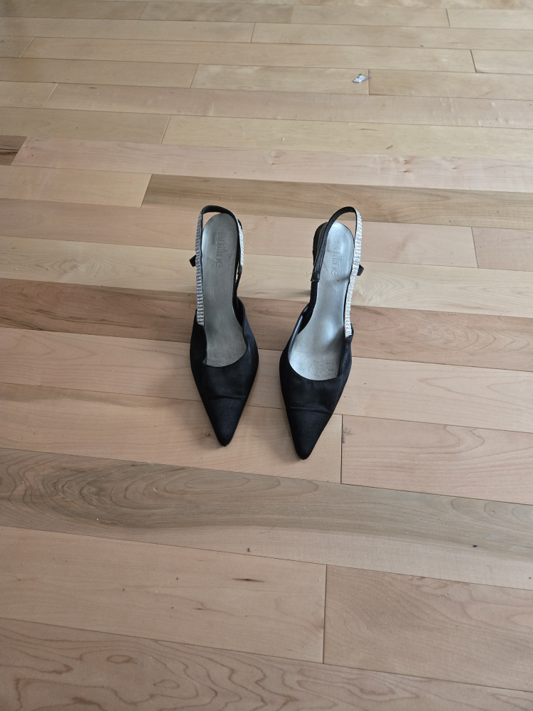 🥕 THRIFTY PICK   Glitterati Black Heels - Size 10