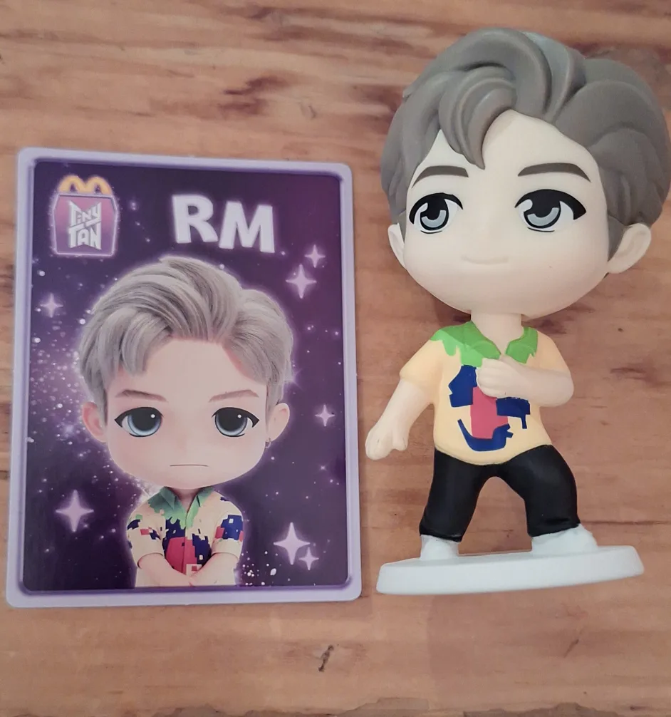 2025 Full Set BTS Tiny Tan McDonald's Toys image indicator(4)