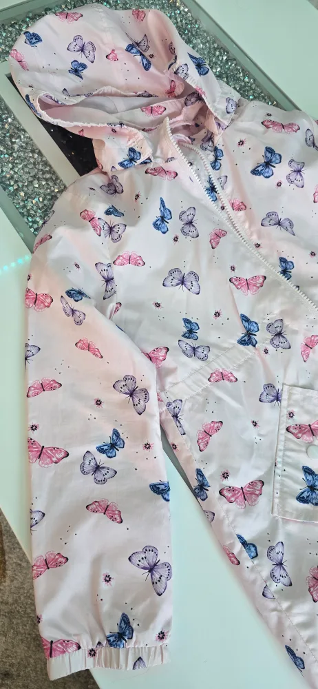 H&M Butterfly Rain Jacket - Size 7-8Y image indicator(2)
