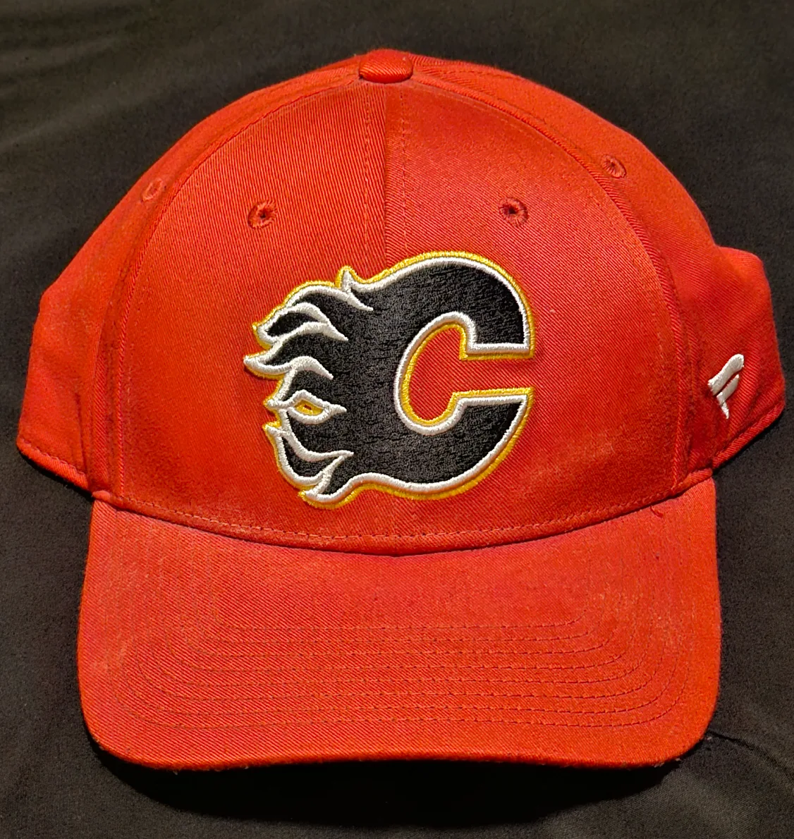 Assorted Baseball Caps - New York Knicks, Chicago White Sox image indicator(5)