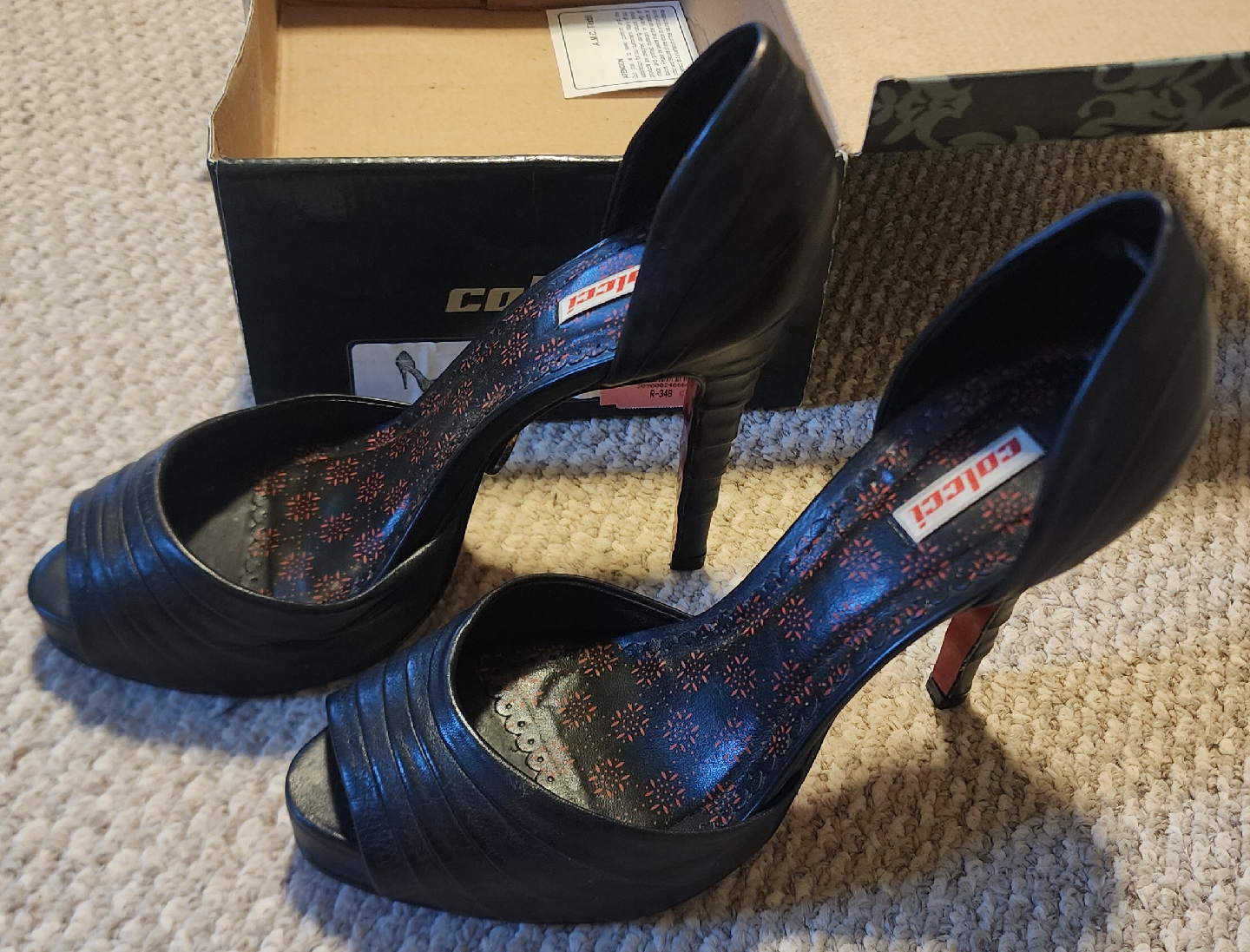 Colcci Black Heels, Size 7 - photo 3