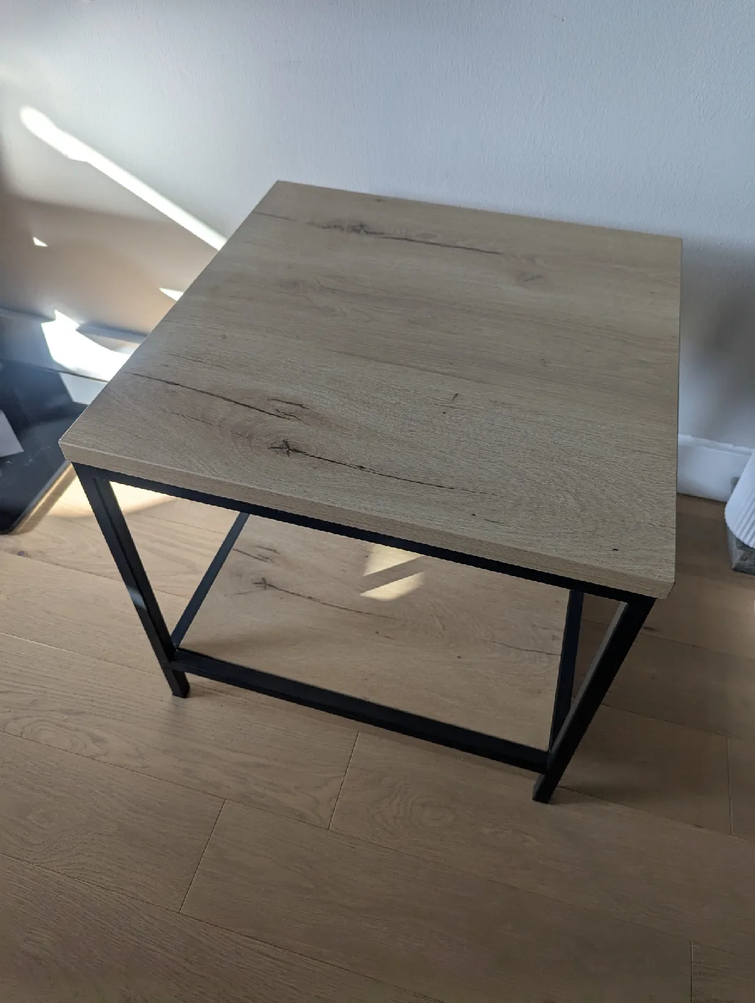 Side Table with Metal Frame image indicator(2)