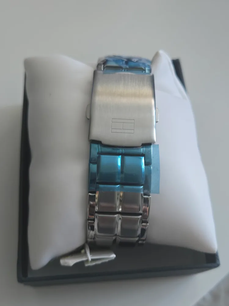 BNIB Tommy Hilfiger Men's Watch - Stainless Steel image indicator(4)