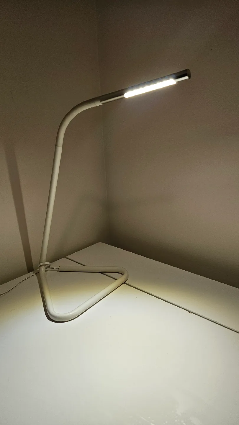 IKEA Alex Desk with Lamp image indicator(2)