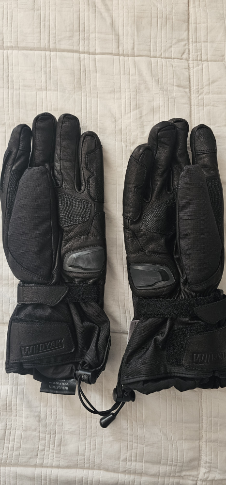 WILDYAK Heated Gloves with Charger & Bag - photo 2