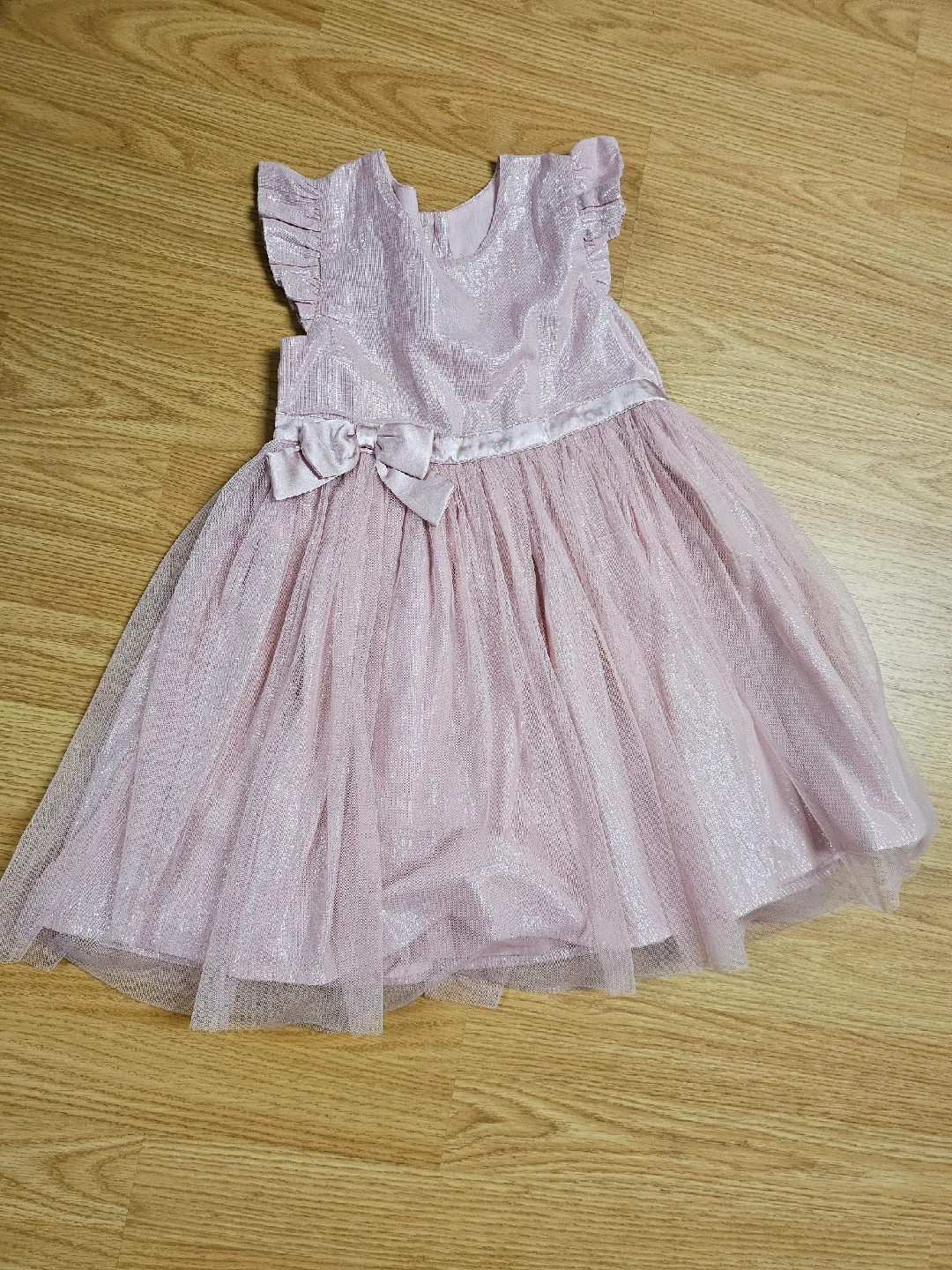 Sparkly Pink Dress thumbnail