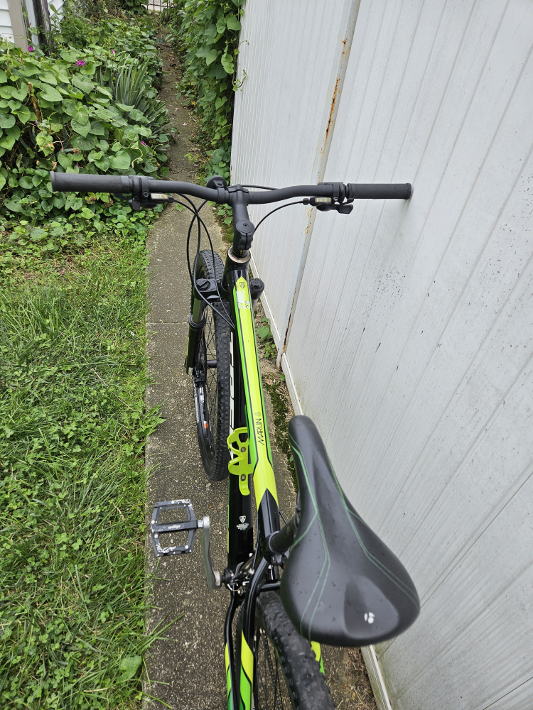 trek marlin 6 mountain bike - photo 3