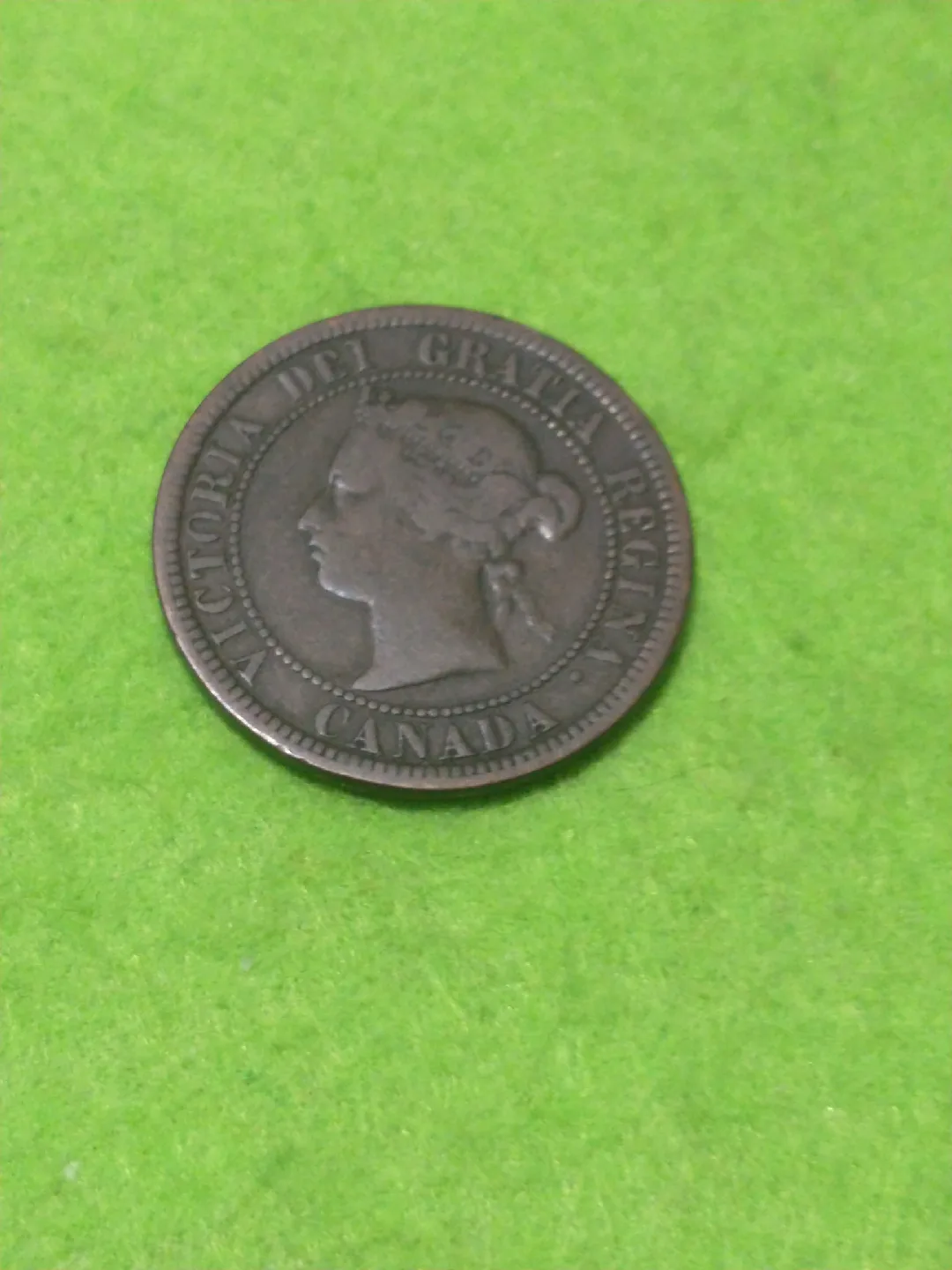 SOLD Fair 1882H Canada Victoria large cent KM #7, #2010-128 image indicator(4)