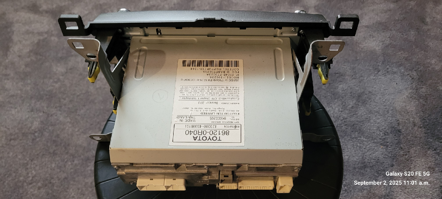 Toyota Car Radio 86120-0R040 - photo 4