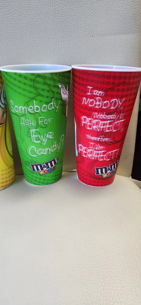 M&M's World Plastic Cups - Set of 4 image indicator(2)
