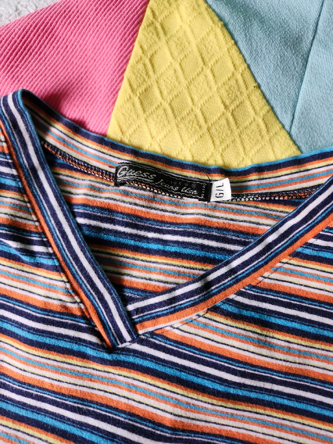 90s striped t-shirt by Guess image indicator(4)