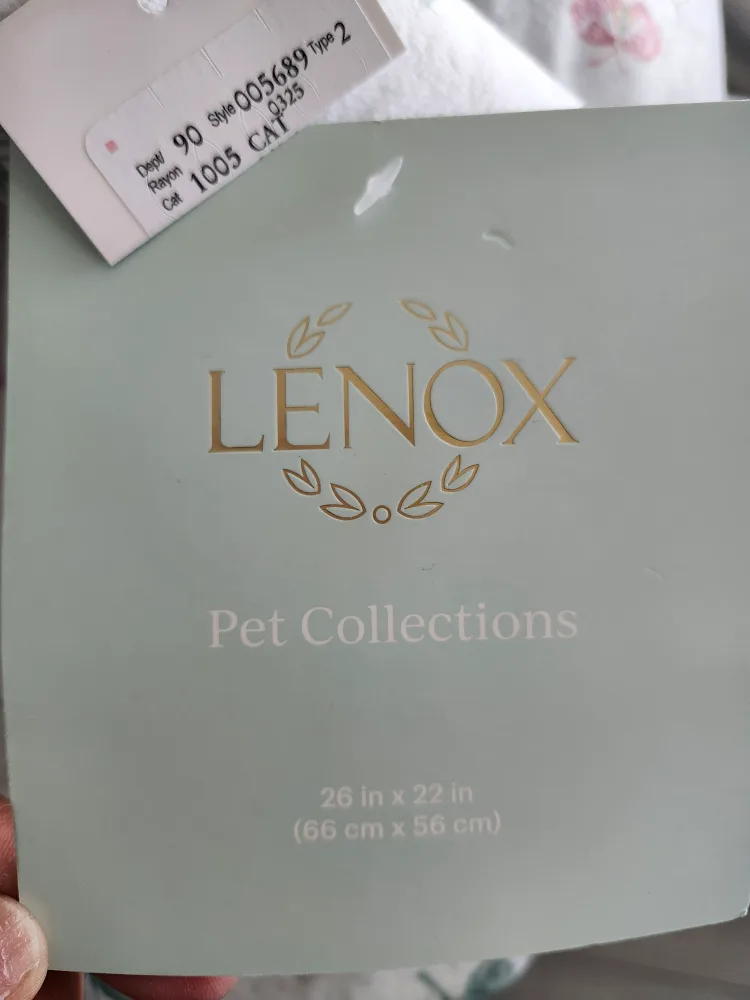 Lenox Pet Collections Bed 26 x 22 in image indicator(4)