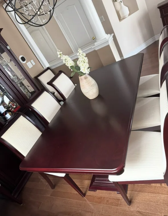 Dining Room Set - Hutch, Table, and 8 Chairs image indicator(5)