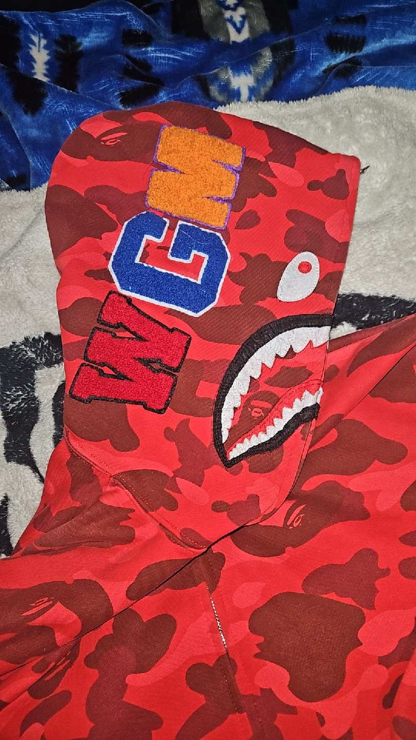 A Bathing Ape (BAPE) Red Camo Shark Hoodie - XL - photo 2