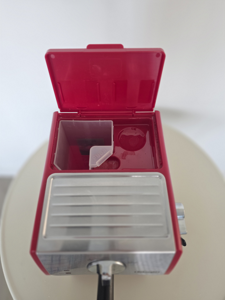 De'Longhi ECP3220R Espresso Machine - Red - photo 3