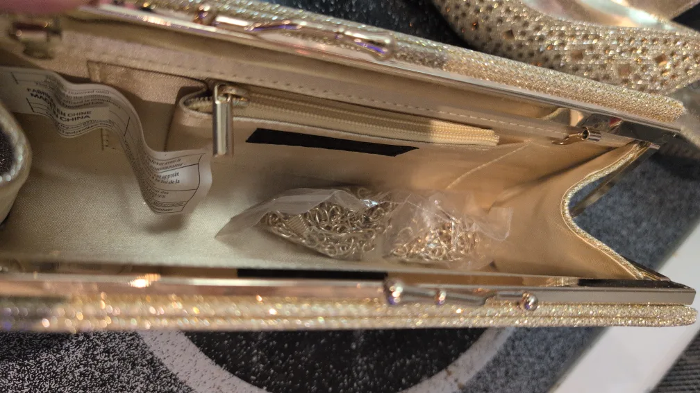 Gold Heels & Clutch Set - Size 8 image indicator(3)