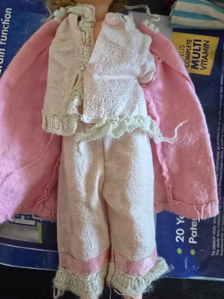 Vintage Dolls image indicator(3)