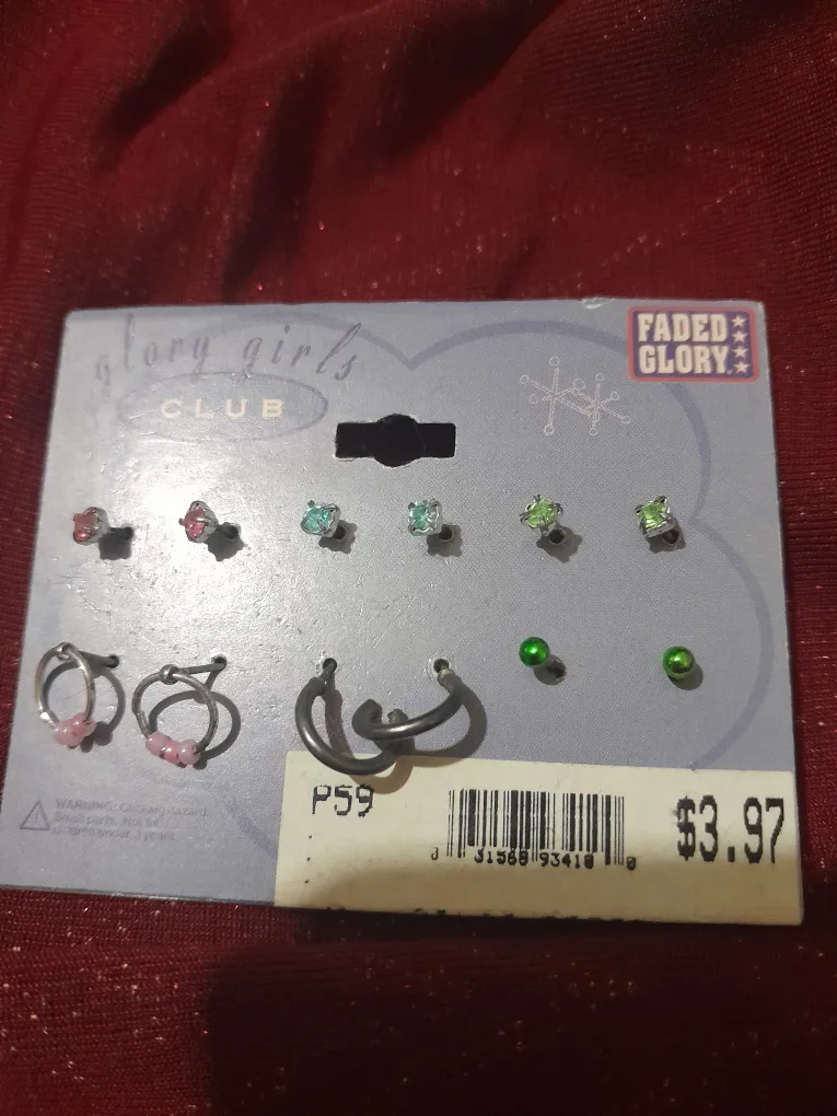 Faded Glory Girls Club Earring Set thumbnail