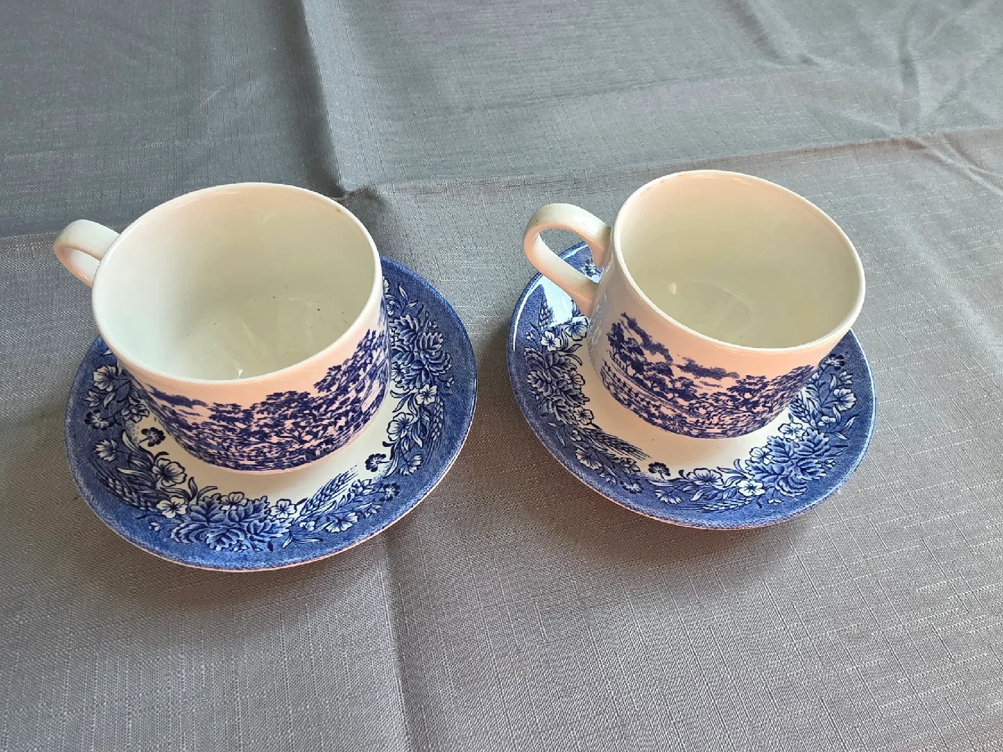 Churchill England Blue Willow Cup & Saucer Set thumbnail
