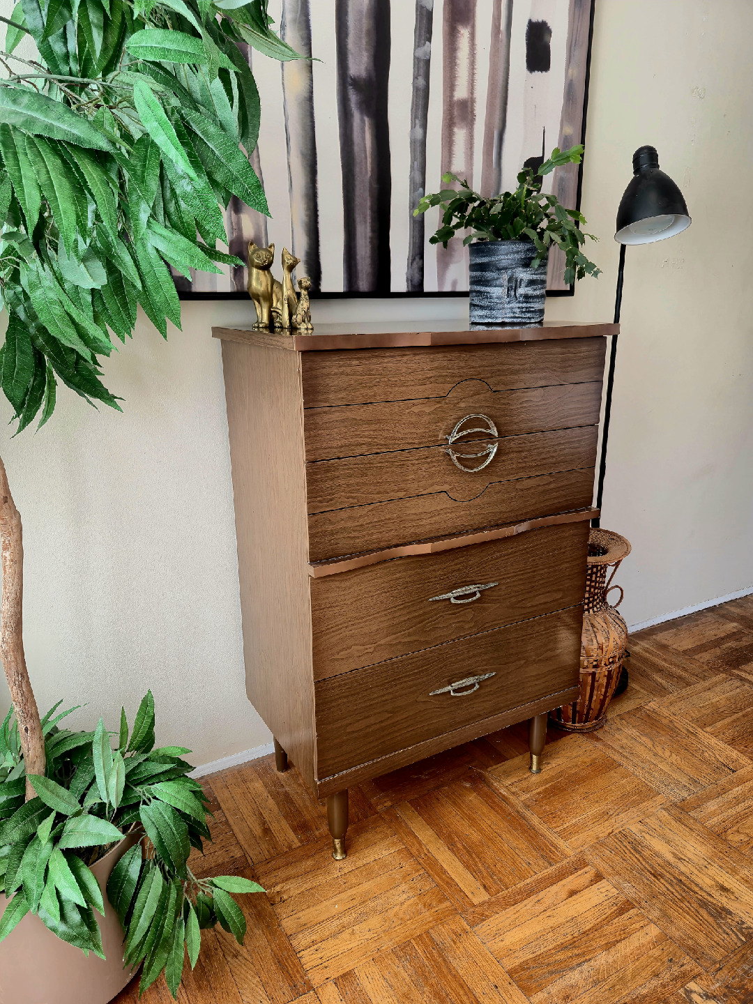 Vintage Four Drawer Tallboy Dresser (delivery available) - photo 4
