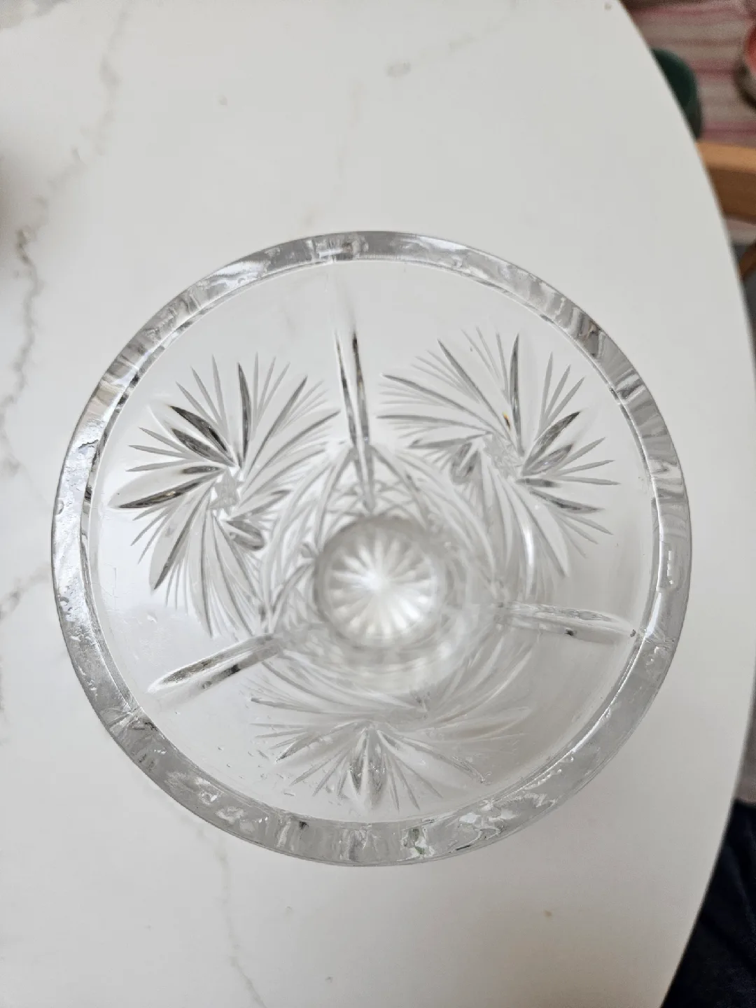 Crystal Vase - Elegant Home Decor image indicator(2)