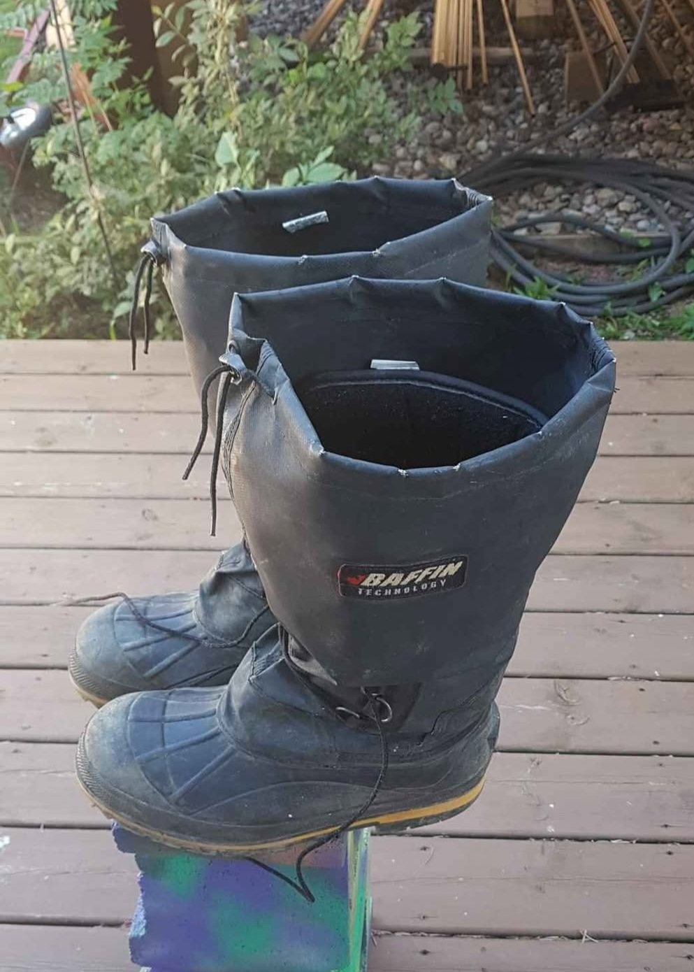 Baffin composite toe winter boots, with insulated liners size 10 - photo 3