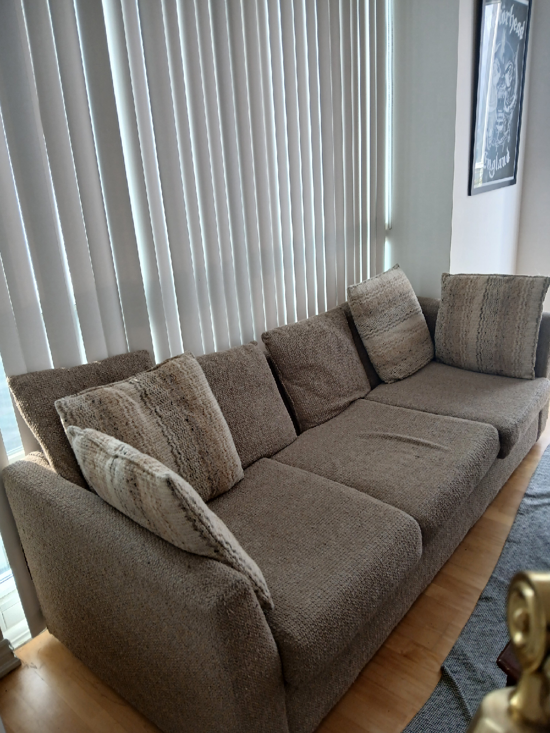 sofa - photo 3