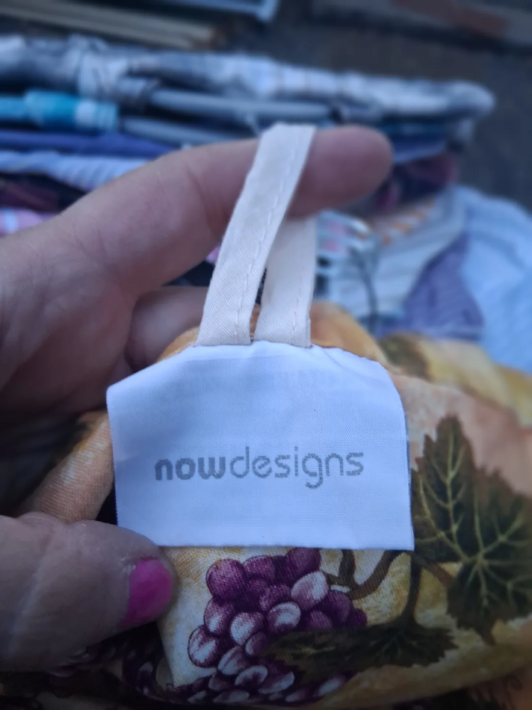 Now Designs Apron - Grape Pattern image indicator(4)