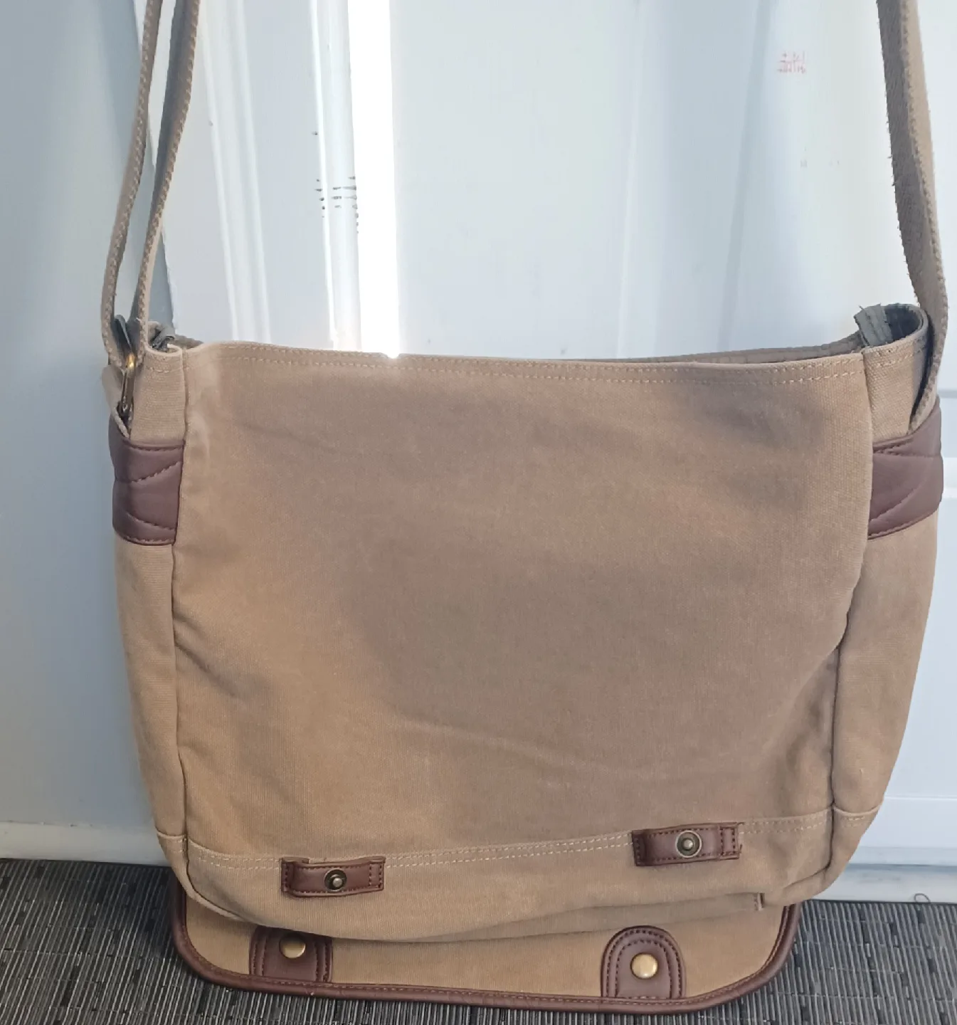 Canvas Shoulder Bag - Khaki image indicator(6)