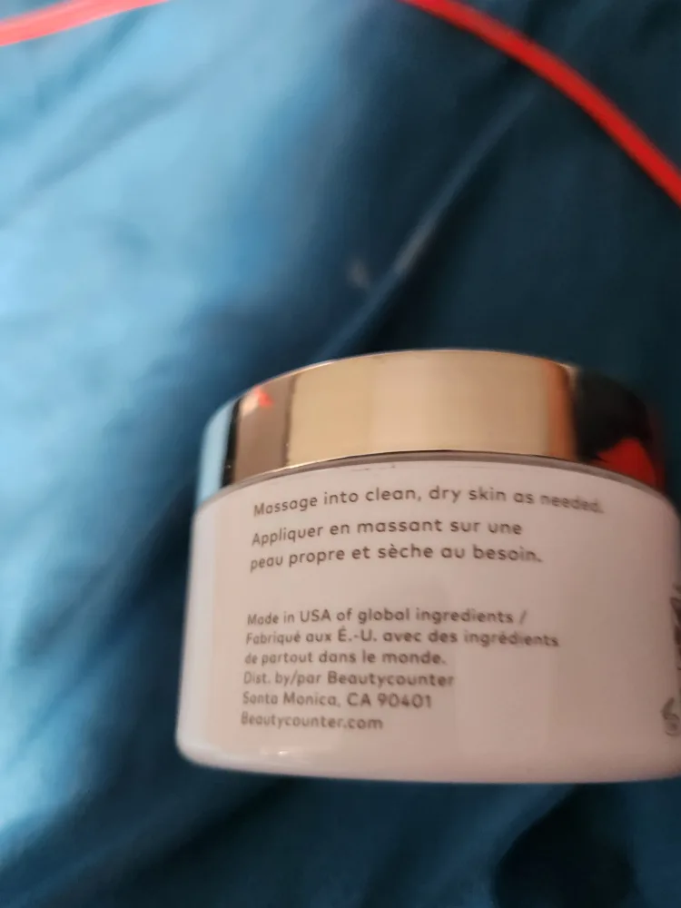 Beautycounter Superquench Body Butter image indicator(3)