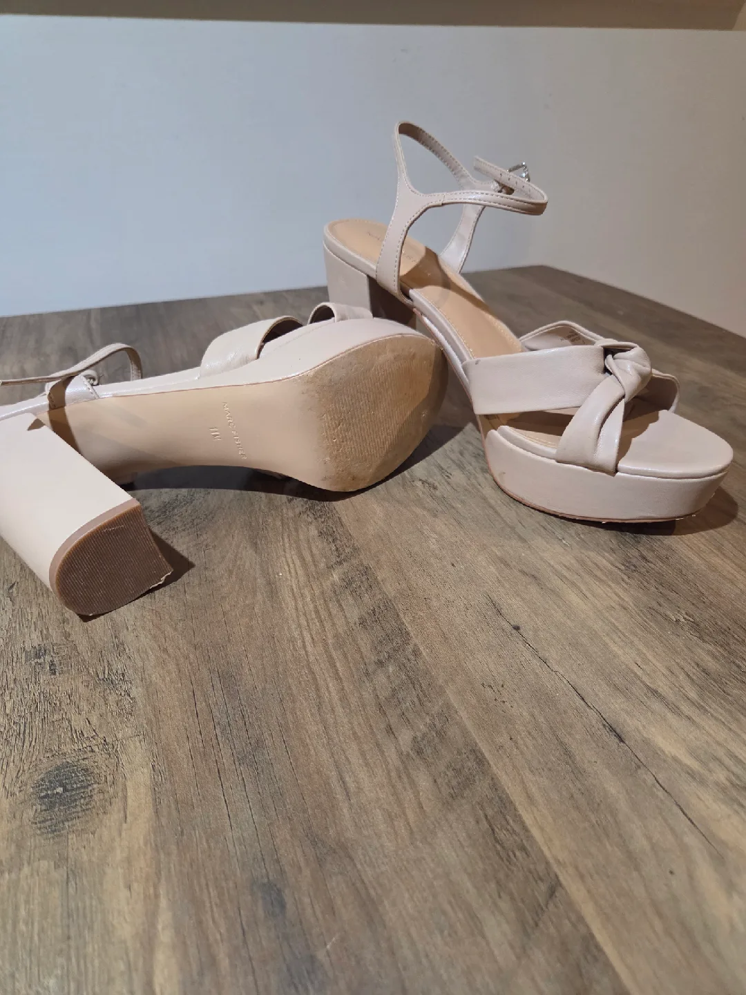 Platform Heels - Size 11 image indicator(2)