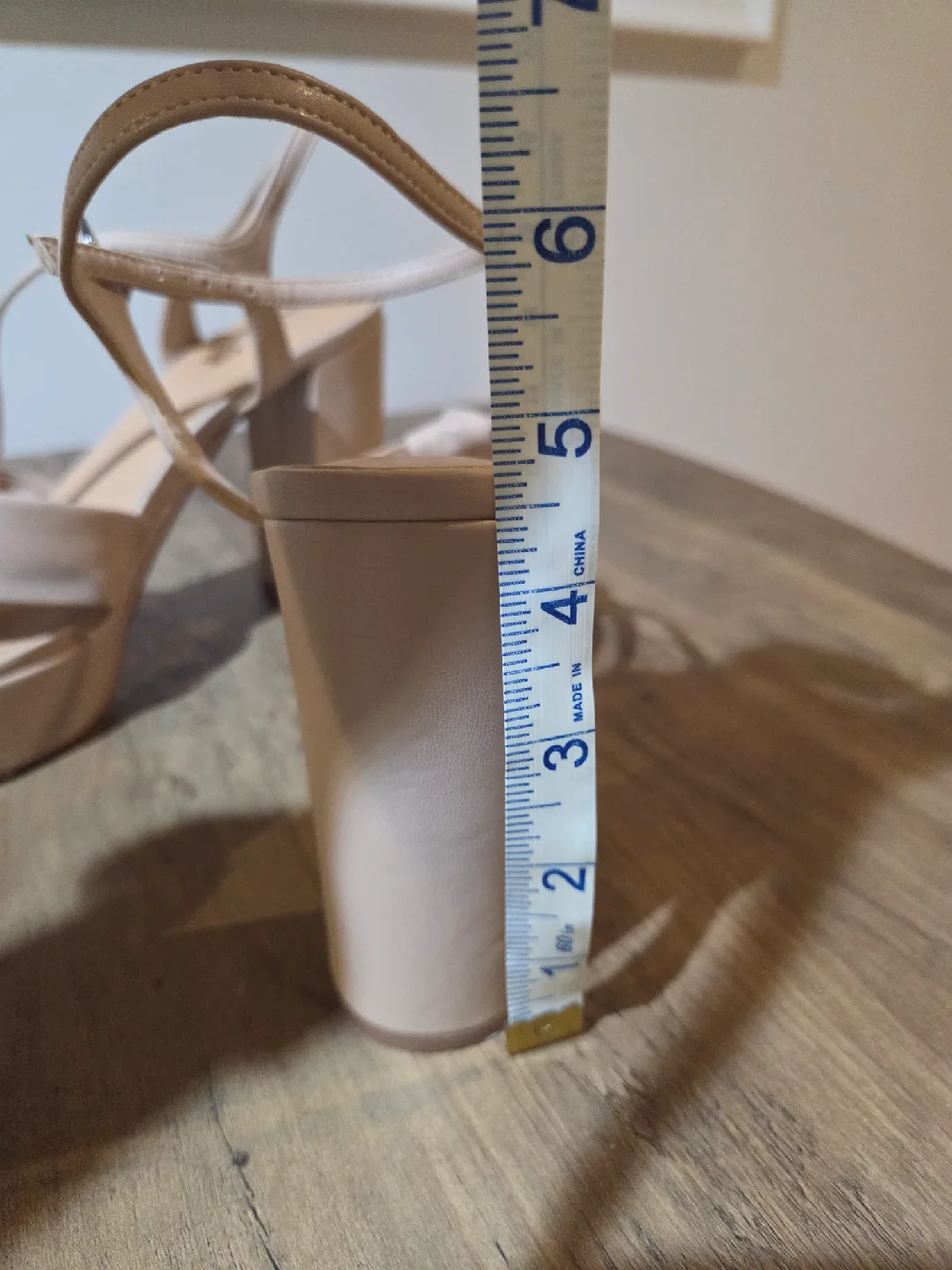 Platform Heels - Size 11 image indicator(4)