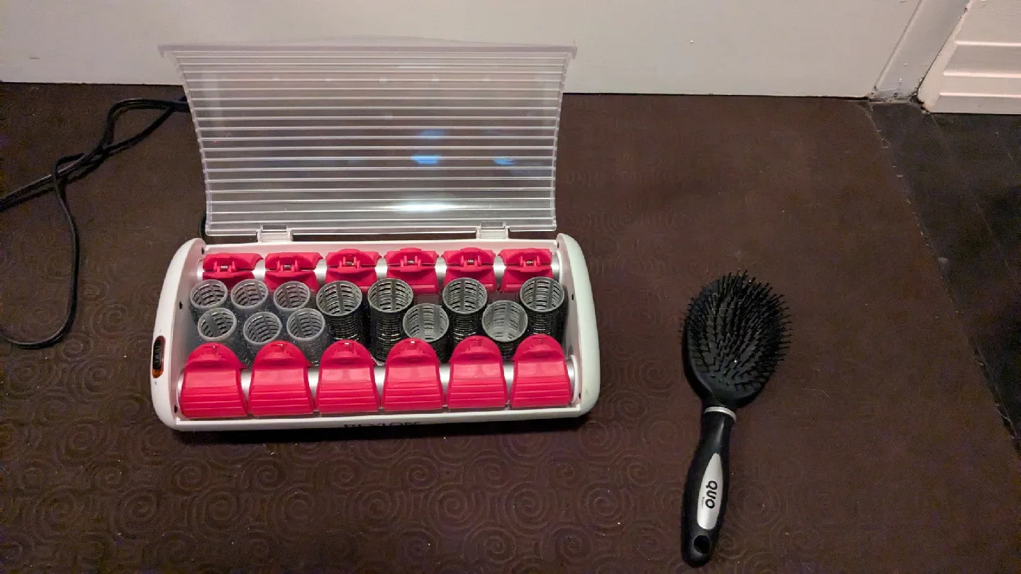 Conair Pro Hair Dryer, Portable Hair Dryer, Hot Rollers image indicator(4)