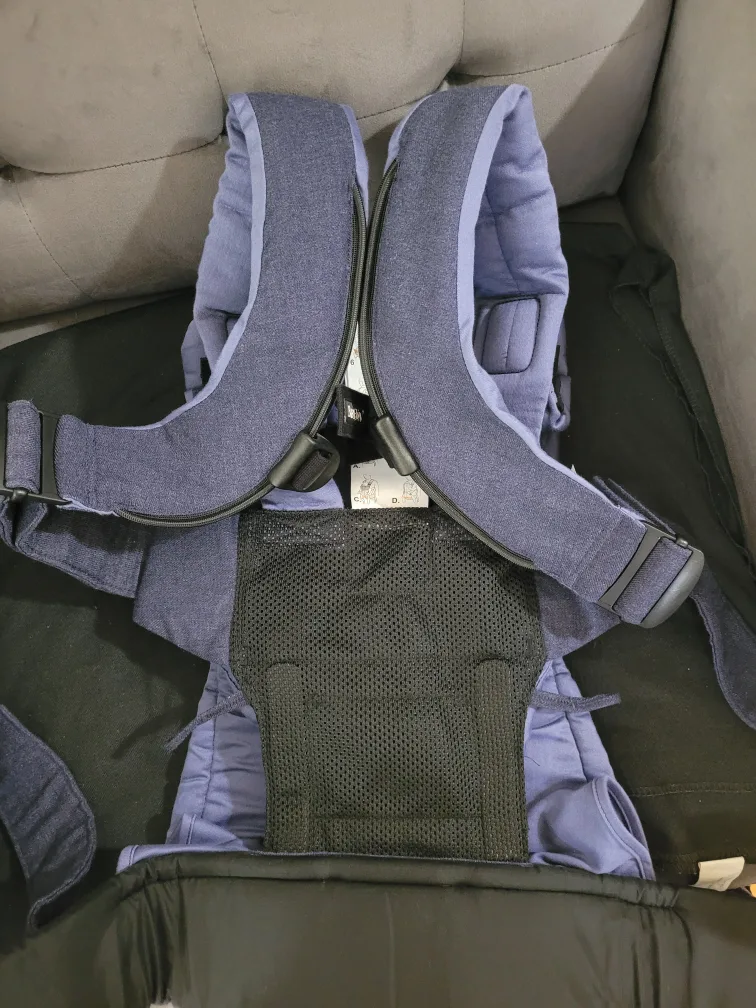 BabyBjörn Baby Carrier One - Denim Blue image indicator(2)