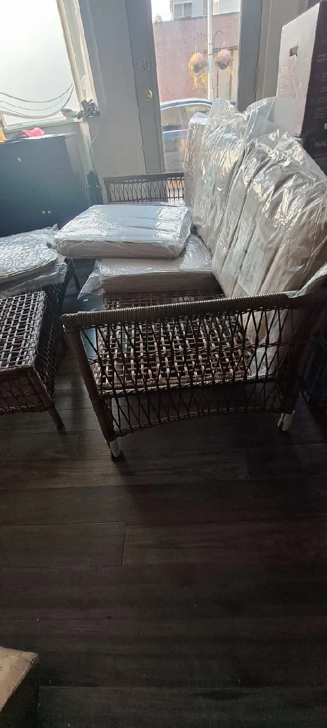 Haplife Wicker Sofa with Cushions - Like New! image indicator(5)