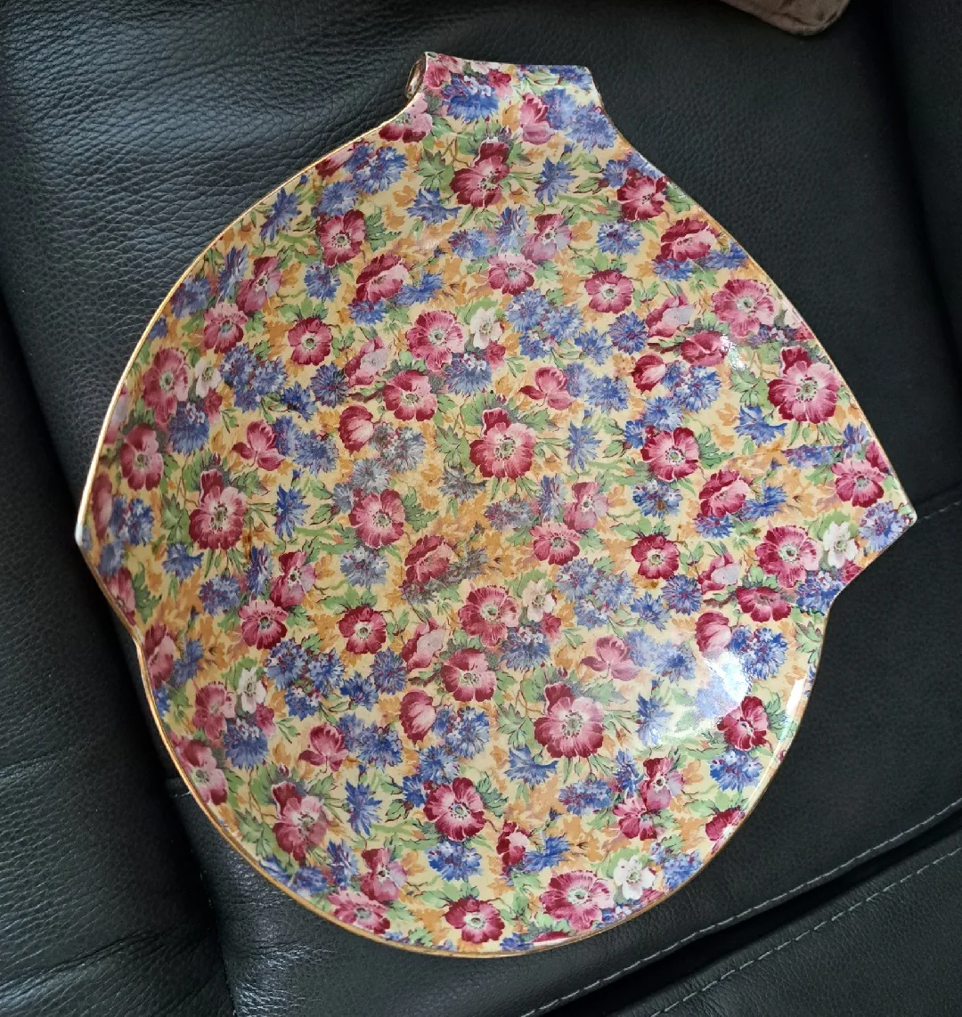 'Royalty' Royal Winton Floral Bowl image indicator(4)