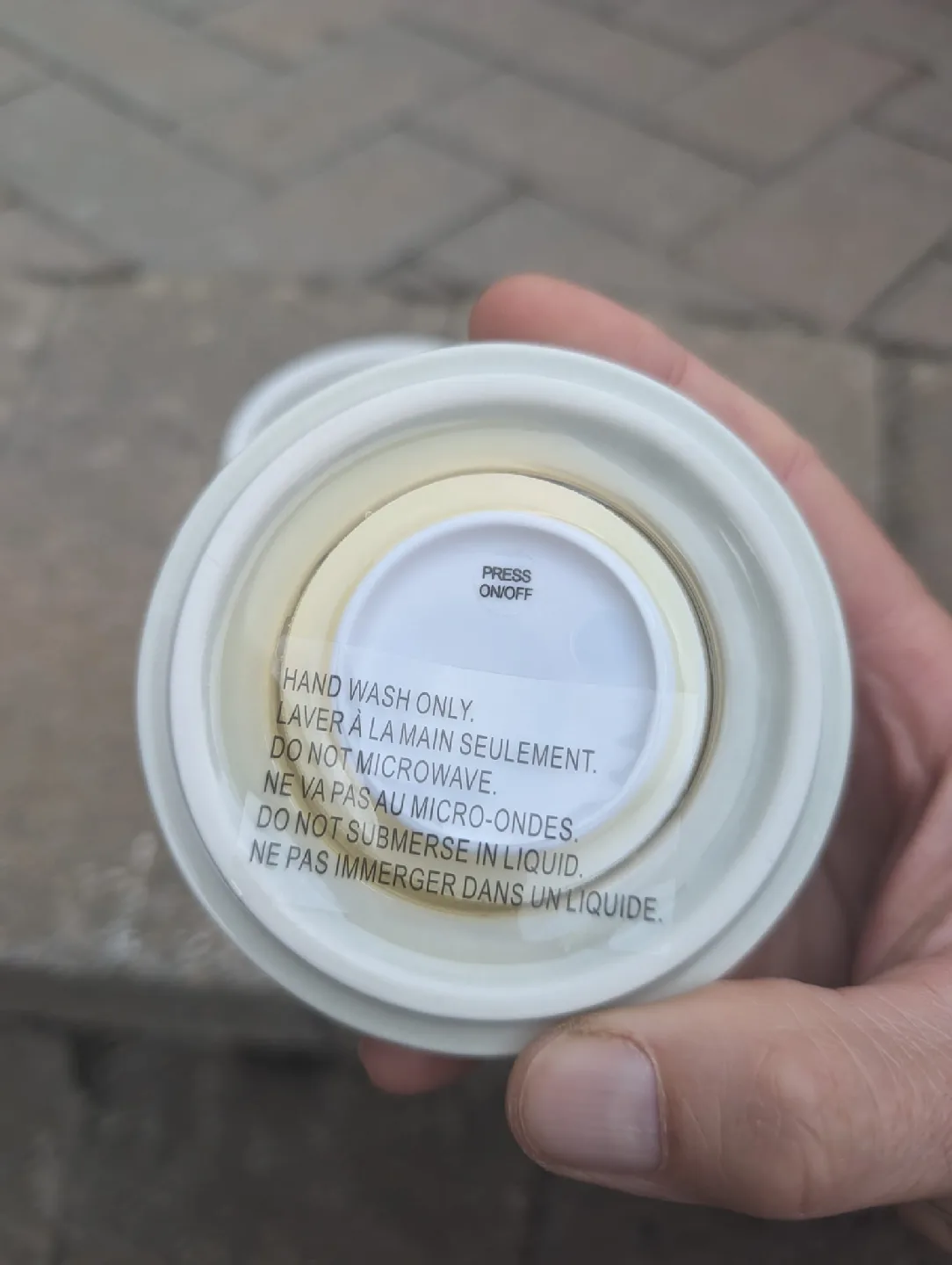 Hallmark Star Wars R2-D2 Mug with Sound image indicator(4)