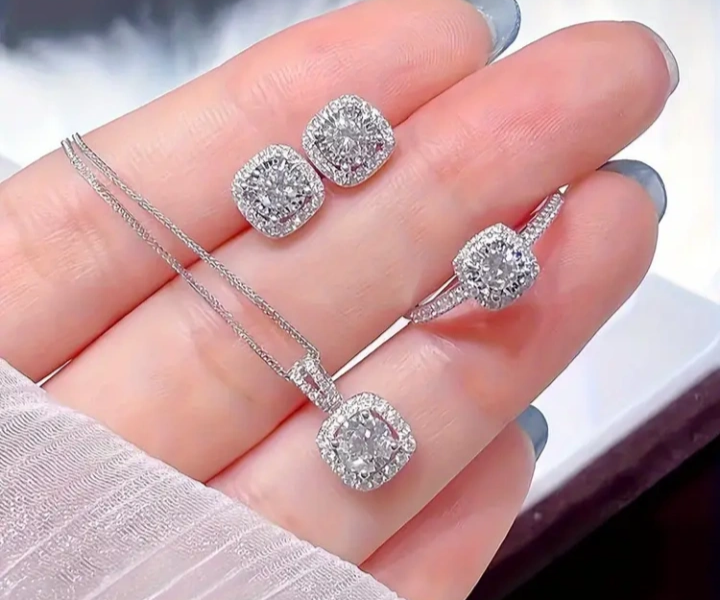 Cubic Zirconia Jewellery Set