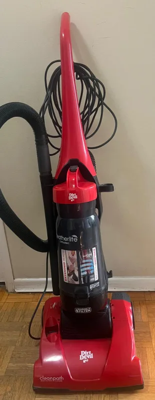 Dirt Devil Featherlite Vacuum image indicator(2)