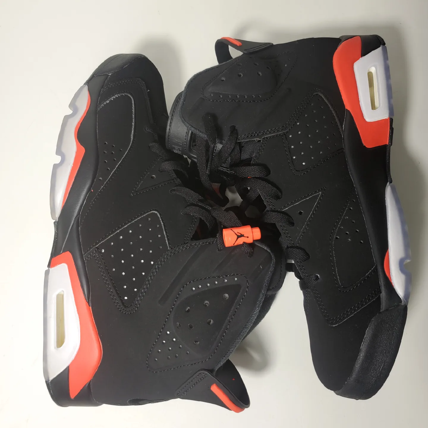 Men’s Jordan 6 Retro Black Infrared With Box 384664-060 S 10.5 image indicator(6)