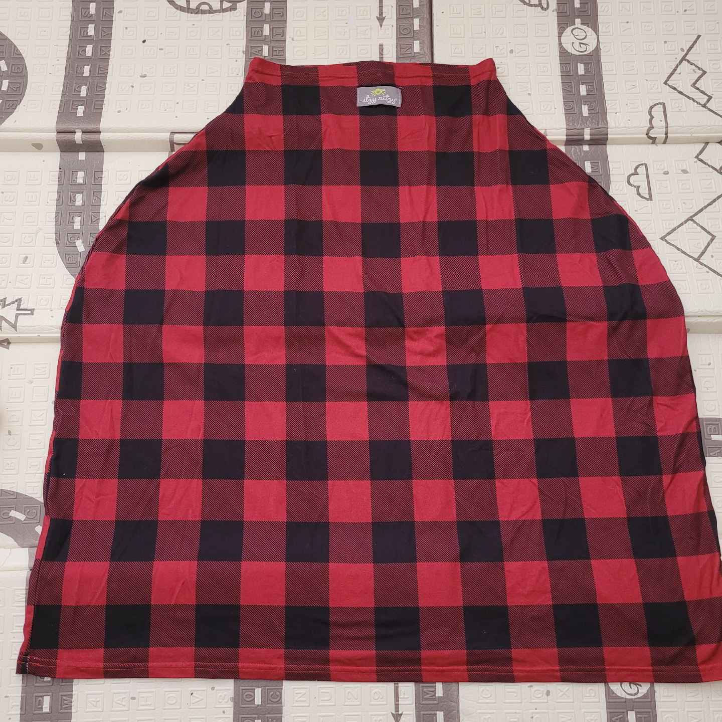Izzy Nilly Buffalo Plaid Nursing Cover