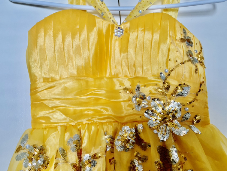 Kids gown yellow with beautiful bead work - photo 3