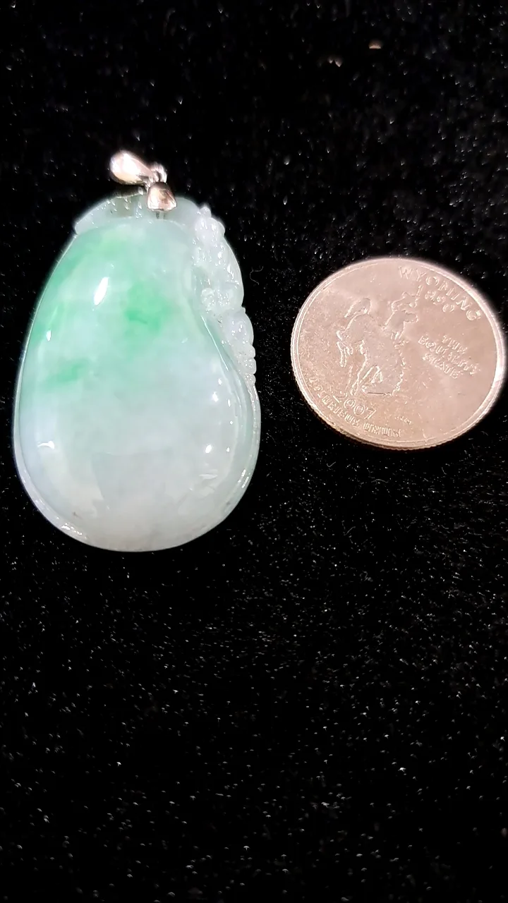 Jade Pendant & Ring Set image indicator(3)