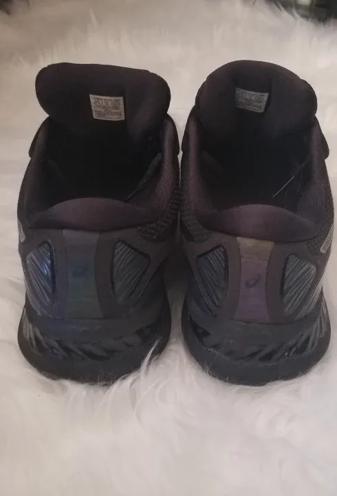 Asics Gel-Contend Black Running Shoes - US 9 image indicator(2)