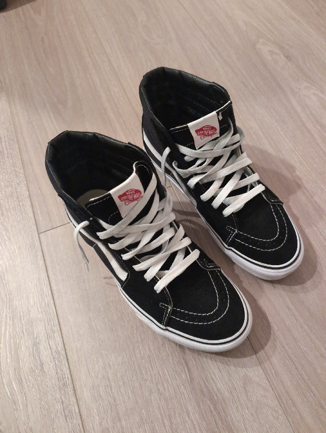 New Vans SK8-Hi Black/White, Size 8 (men's) / 9.5 (women's)