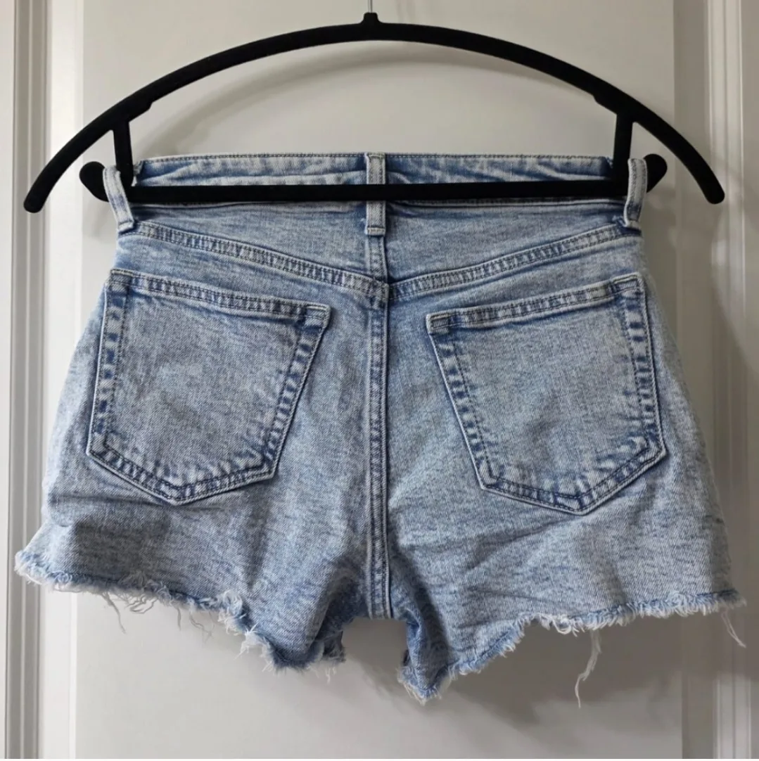 Gap Shorts - set of 4 - for ages 10 to 12 image indicator(4)