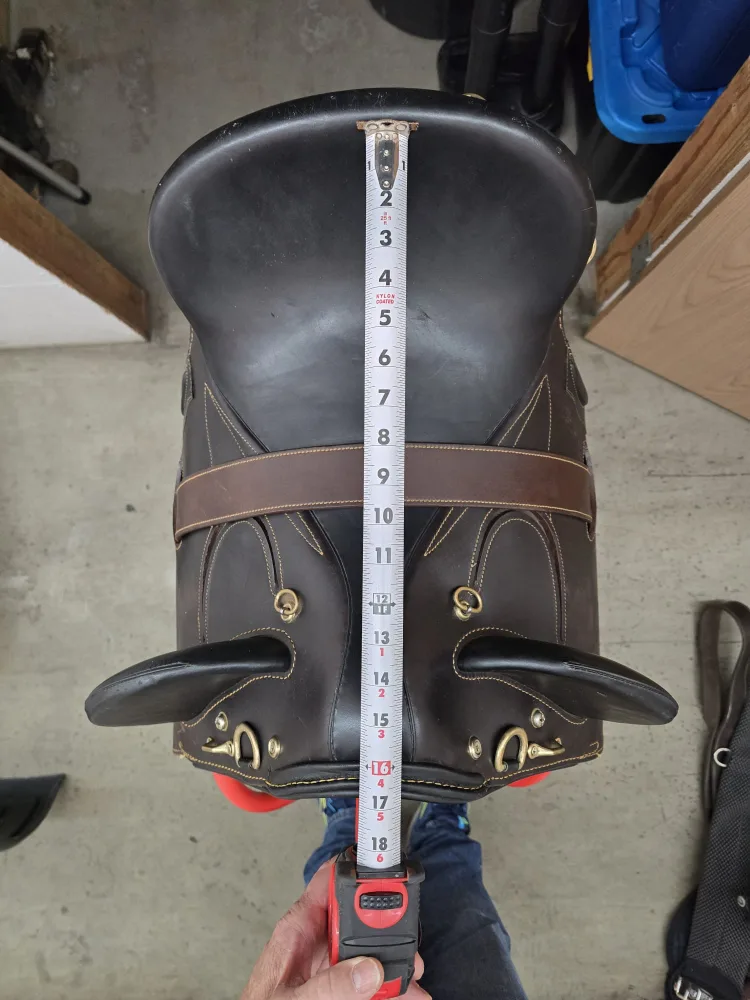 Down Under Australian Horse Saddle - 17 inch image indicator(4)
